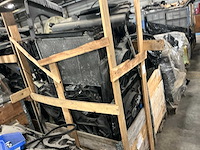 Partij mercedes-benz auto-onderdelen - afbeelding 1 van  6