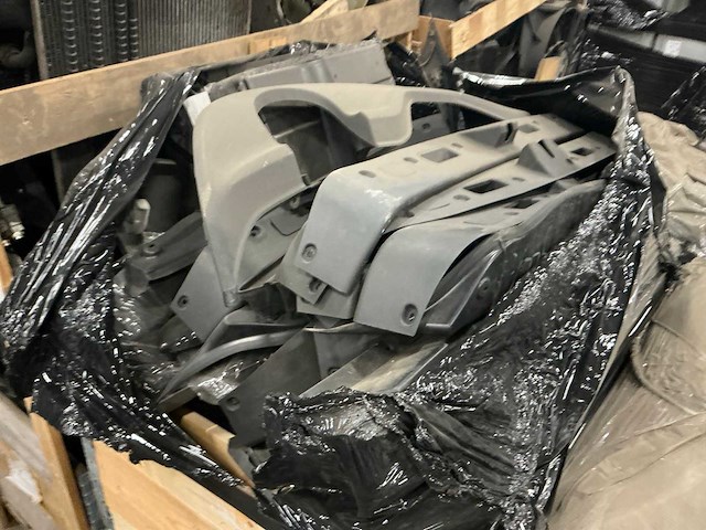 Partij mercedes-benz auto-onderdelen - afbeelding 3 van  8