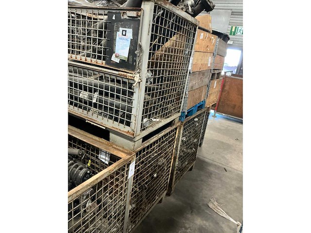 Partij mercedes-benz auto-onderdelen - afbeelding 2 van  7