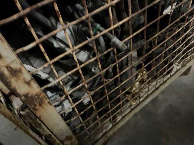 Partij mercedes-benz auto-onderdelen - afbeelding 6 van  7