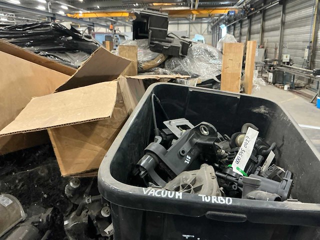 Partij mercedes-benz auto-onderdelen - afbeelding 6 van  8