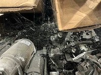 Partij mercedes-benz auto-onderdelen - afbeelding 7 van  8