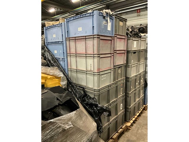 Partij mercedes-benz auto-onderdelen - afbeelding 2 van  4