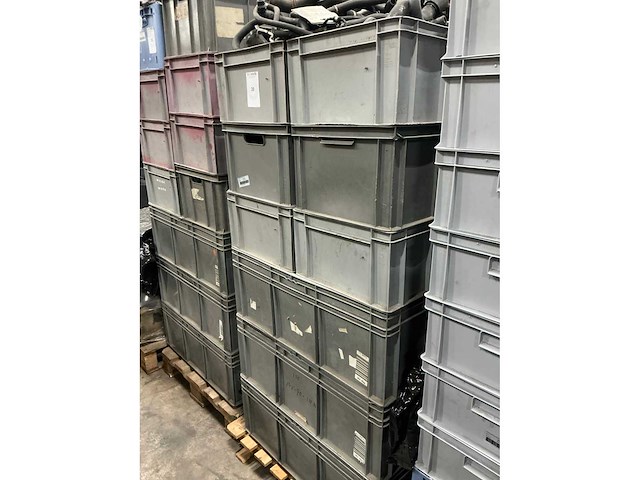 Partij mercedes-benz auto-onderdelen - afbeelding 2 van  3