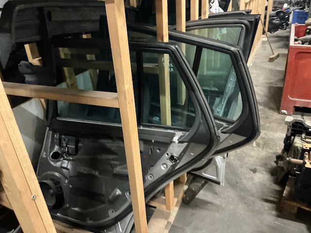 Partij mercedes-benz auto-onderdelen - afbeelding 9 van  12