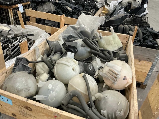 Partij mercedes-benz auto-onderdelen - afbeelding 4 van  5