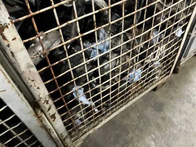 Partij mercedes-benz auto-onderdelen - afbeelding 6 van  7