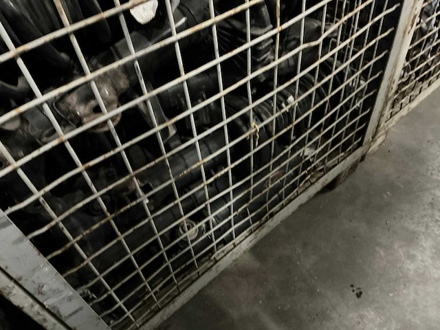 Partij mercedes-benz auto-onderdelen - afbeelding 7 van  8