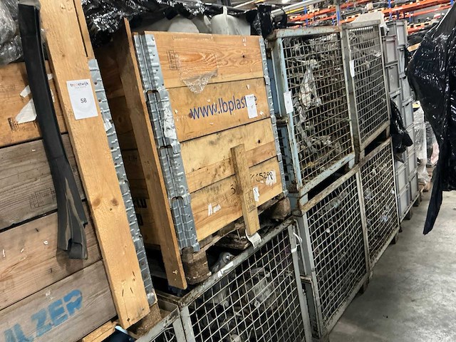 Partij mercedes-benz auto-onderdelen - afbeelding 1 van  9