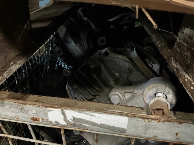 Partij mercedes-benz auto-onderdelen - afbeelding 9 van  9