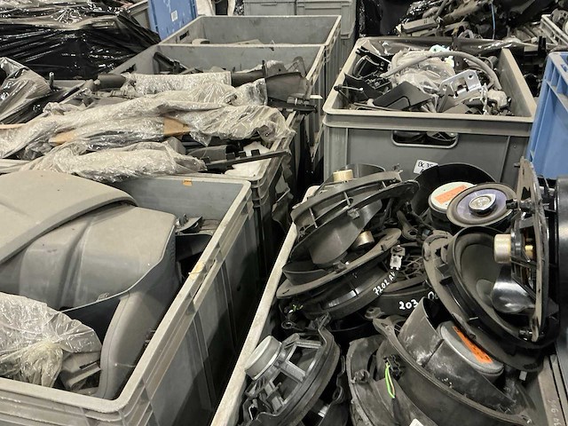 Partij mercedes-benz auto-onderdelen - afbeelding 4 van  6