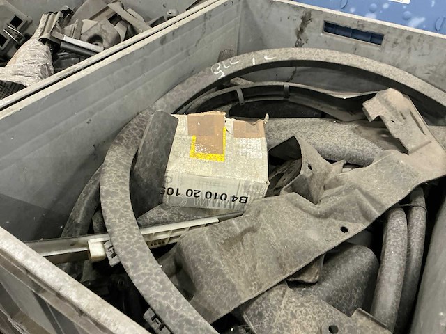 Partij mercedes-benz auto-onderdelen - afbeelding 7 van  7