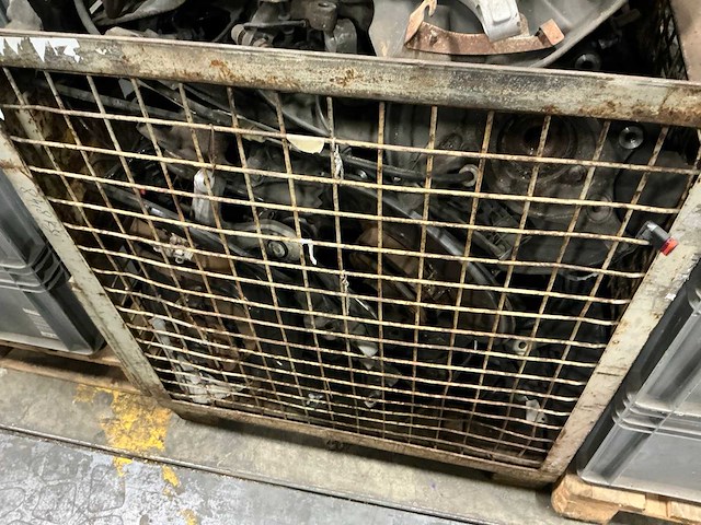 Partij mercedes-benz auto-onderdelen - afbeelding 3 van  7