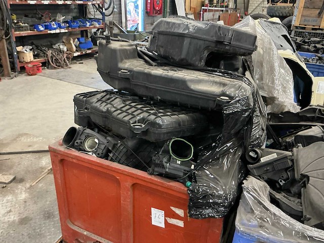 Partij mercedes-benz auto-onderdelen - afbeelding 2 van  10