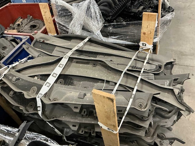 Partij mercedes-benz auto-onderdelen - afbeelding 4 van  10