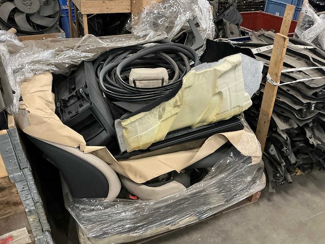 Partij mercedes-benz auto-onderdelen - afbeelding 6 van  10