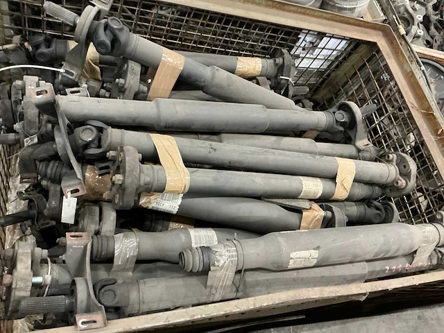 Partij mercedes-benz cardanassen - afbeelding 3 van  3