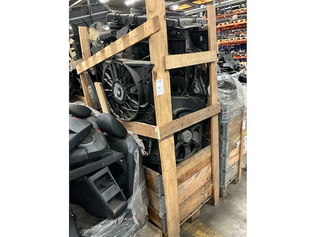 Partij mercedes-benz onderdelen - afbeelding 2 van  7