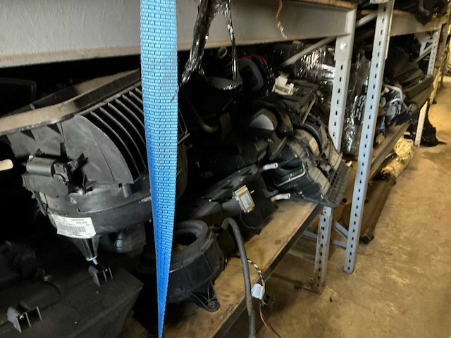 Partij mercedes-benz onderdelen - afbeelding 11 van  17