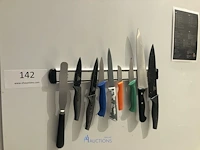 Partij messen met messenhouder