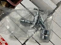 Partij messing afsluiters en fittingmateriaal - afbeelding 2 van  12