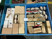 Partij messing afsluiters
