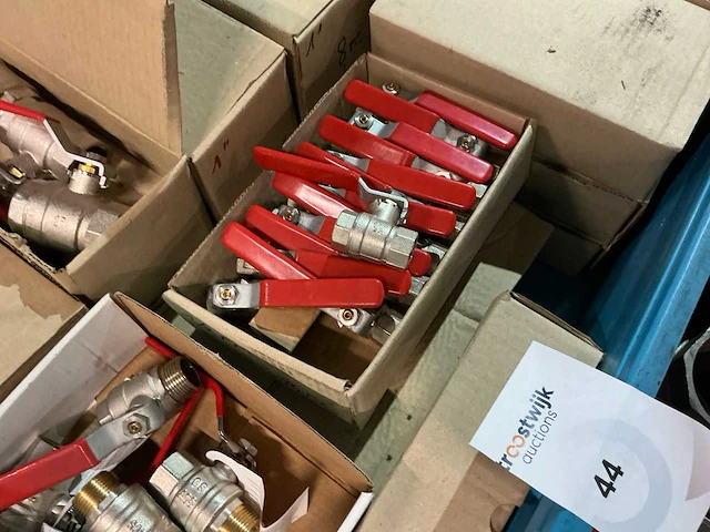 Partij messing afsluiters - afbeelding 6 van  8