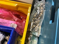 Partij messing cv-installatie materiaal - afbeelding 2 van  15