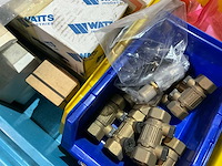Partij messing cv-installatie materiaal - afbeelding 15 van  15