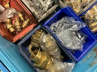 Partij messing cv-installatie materiaal - afbeelding 9 van  17
