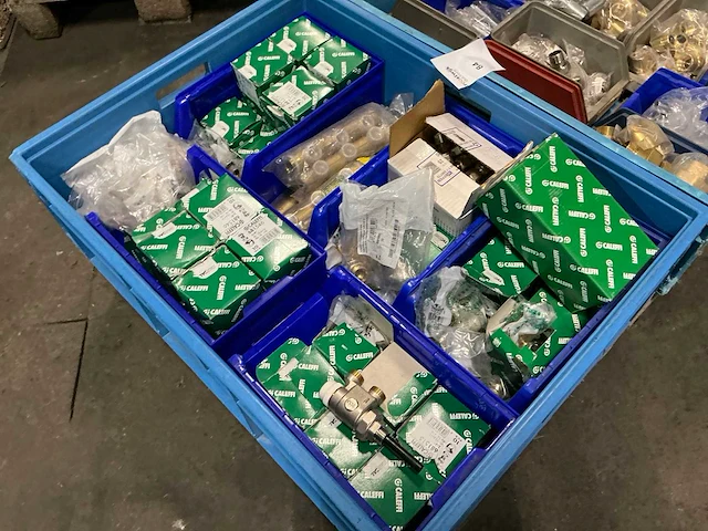 Partij messing cv-installatie materiaal - afbeelding 11 van  17