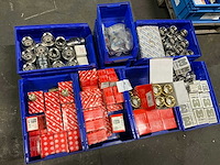 Partij messing en rvs terugslagkleppen