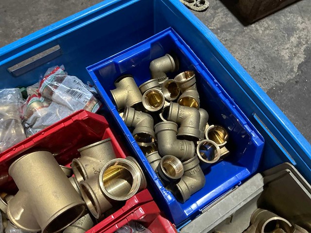 Partij messing fitting materiaal - afbeelding 6 van  8