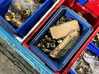 Partij messing fittingmateriaal en slangkoppellingen - afbeelding 10 van  14