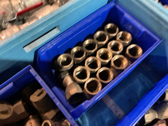 Partij messing fittingmateriaal - afbeelding 5 van  9