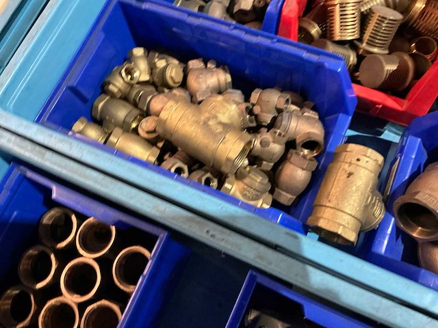 Partij messing fittingmateriaal - afbeelding 6 van  9