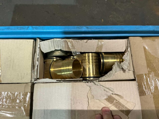 Partij messing fittingmateriaal - afbeelding 7 van  8