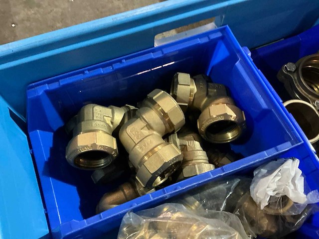 Partij messing fittingmateriaal - afbeelding 10 van  14