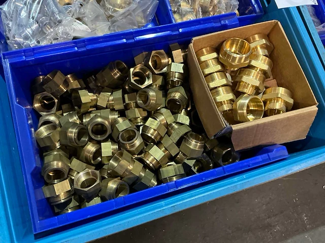 Partij messing fittingmateriaal - afbeelding 3 van  8