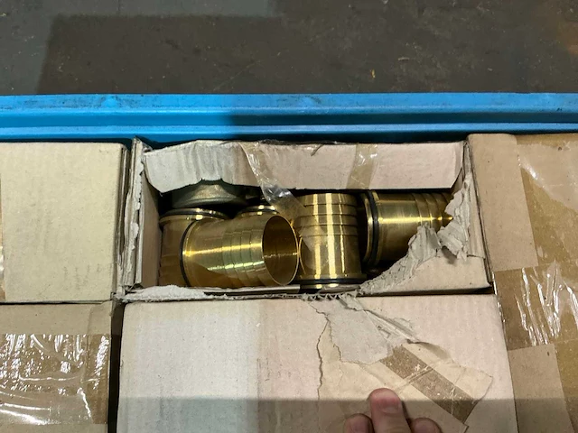 Partij messing fittingmateriaal - afbeelding 7 van  8