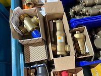 Partij messing installatie materiaal - afbeelding 11 van  14
