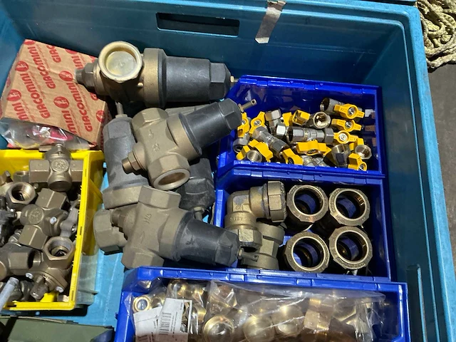 Partij messing installatie materiaal - afbeelding 14 van  16