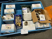 Partij messing pijpfittingmateriaal