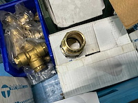 Partij messing pijpfittingmateriaal - afbeelding 8 van  9