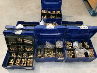 Partij messing schroefkoppelingen 1/4", 3/8", 3/4" en 1" incl. 5 berner sorteerboxen - afbeelding 3 van  5