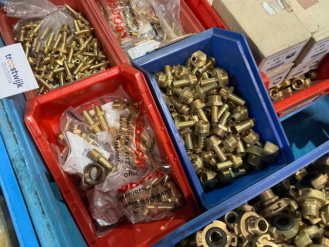 Partij messing slangkoppellingen - afbeelding 7 van  10