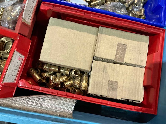 Partij messing slangkoppellingen - afbeelding 4 van  12