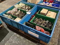 Partij messing slangkoppellingen - afbeelding 2 van  10