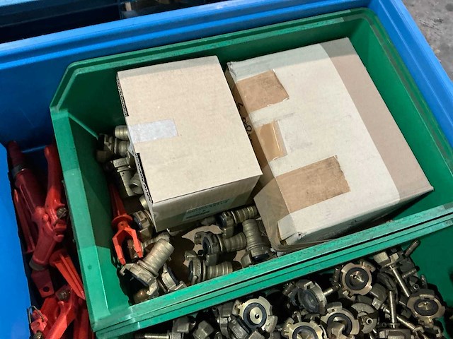 Partij messing slangkoppellingen - afbeelding 5 van  10