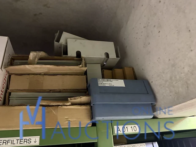 Partij meszekeringen en zekeringhouders - afbeelding 9 van  17